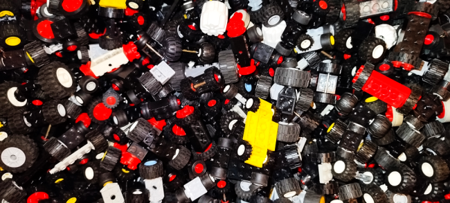Lego kolečka / Hrabárna kostek
